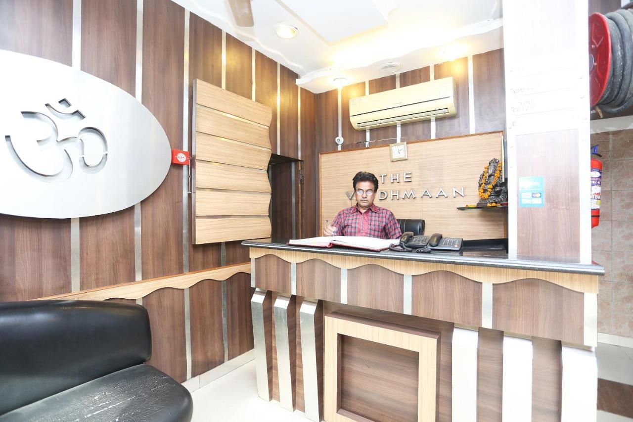 Oyo 8188 Vardhmaan Inn Delhi  Eksteriør bilde
